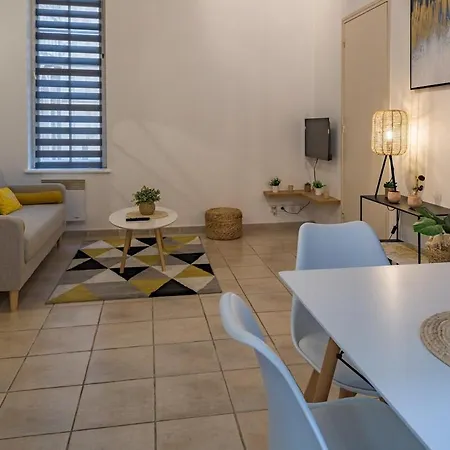 P'tit Troyen - Historic Dowtown - Mon Groom Apartment